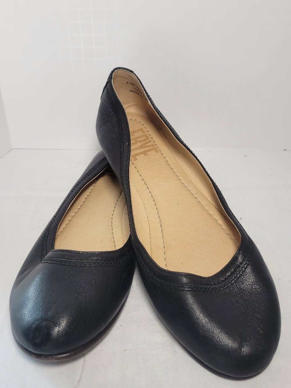 Frye Black Leather Ballet Flats Classic Round Toe Women's 8.5M